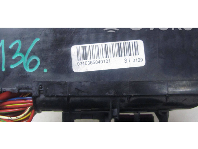 Блок предохранителей Audi Q3 8U