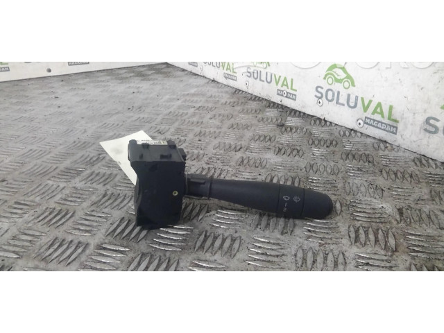 Ручка стеклоочистителей 6001551356 Dacia Logan I