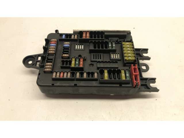   Pojistková skříňka 9261111   BMW 1 F20 F21 2012