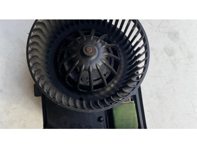 Вентилятор печки    X65R665626F   Renault Clio II