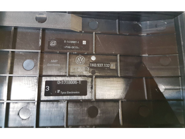 Pojistková skříňka 1K0937132F, 3C0937125A Volkswagen Tiguan 2012