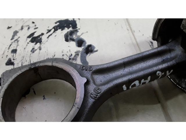  Поршень с шатуном  619  Citroen C3 Picasso для дизельного двигателя 1.6