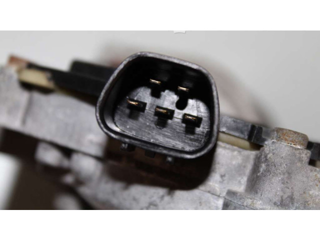 Моторчик дворников 23328193, 15846942    Chevrolet Suburban