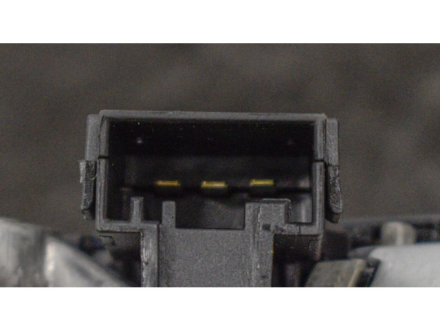 Моторчик заднего дворника 7237062    BMW X3 F25