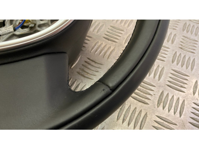 Volant Volvo XC60 2022 32288783