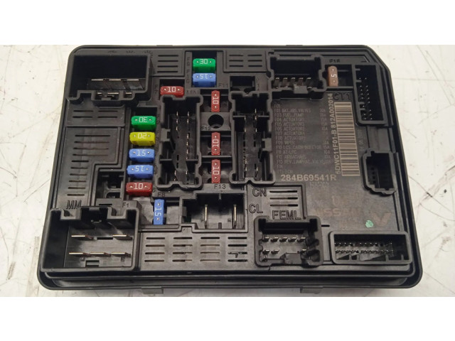 Pojistková skříňka Řídící jednotka BSM 284B69541R Renault Clio V 2020