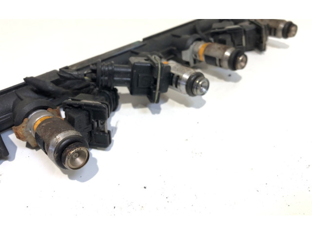 Vstřikovací lišta 240720158 Fiat Punto (199)