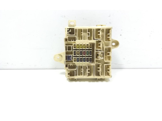 Блок предохранителей 8273353021 Lexus IS 200-300