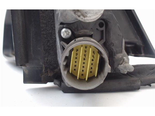 Pojistková skříňka Зеркало (управляемое электричеством)    Renault Espace IV 2006