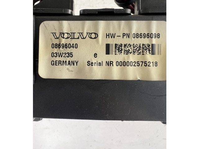 Блок предохранителей 08696040   Volvo XC90    