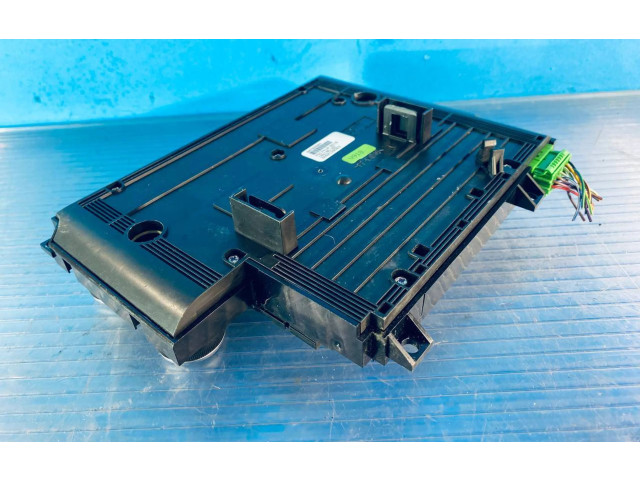 Блок управления климат-контролем 30782904 Volvo V70