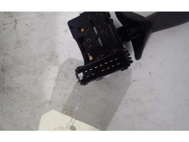 Ручка стеклоочистителей    Dacia Duster