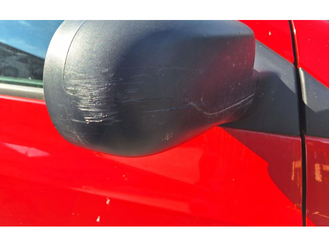 Зеркало электрическое Renault Clio III 2005 - 2012 года