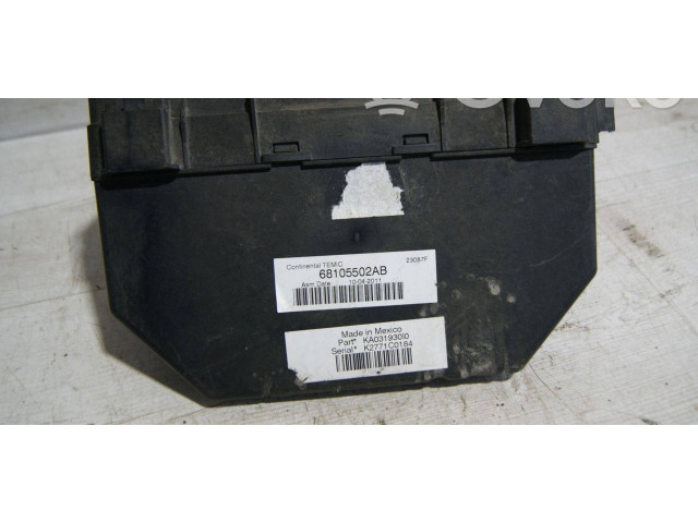 Блок предохранителей  68105502AB, KA03193010   Jeep Liberty    