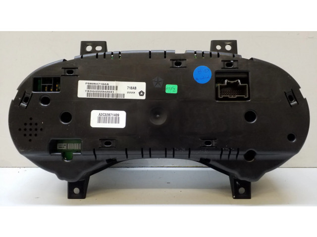 Přístrojová deska Chrysler 300C 2014 P56054718AB, A2C83817800