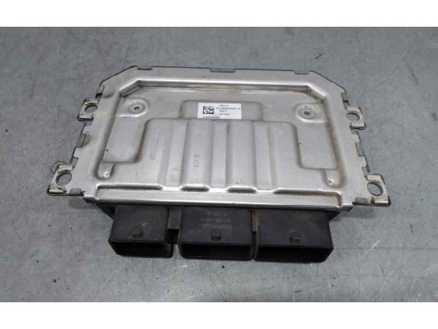 Блок управления двигателя 237108193R Dacia Dokker