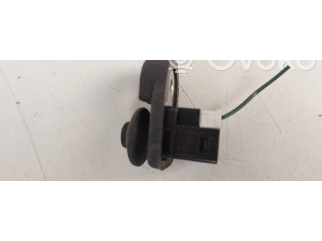 Передний датчик открытия / закрытия двери (крыло) 48270 Nissan Micra