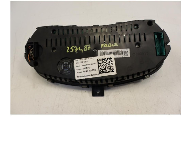 Панель приборов 5J0920811B Skoda Fabia Mk2 (5J)