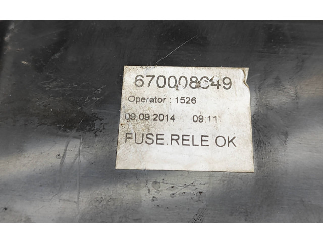 Блок предохранителей 670008649, 1526 Maserati Ghibli