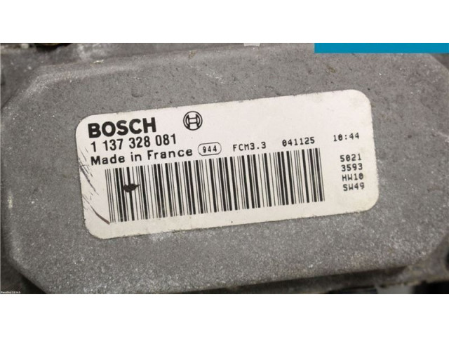 Электрический вентилятор радиаторов 30680512, 0130303947 Volvo V70