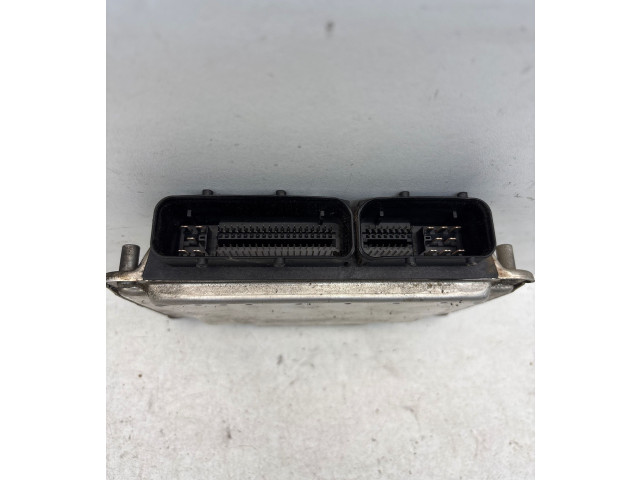 Řídící jednotka 038906019LD, 0281011198   Ford Galaxy 2004