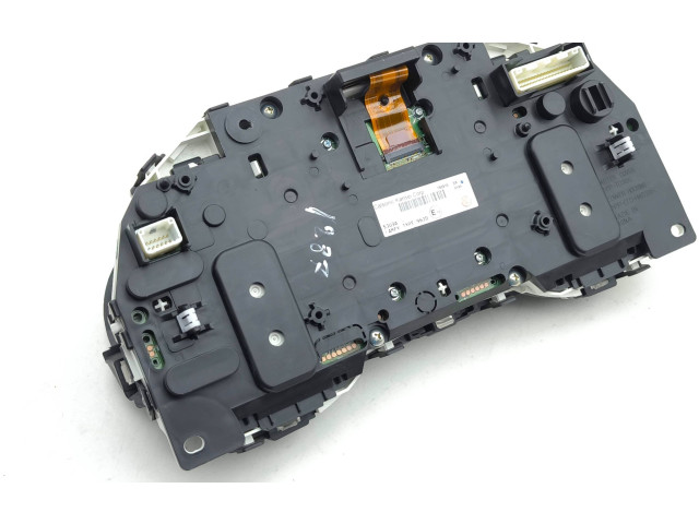 Přístrojová deska Nissan Navara D23 2021 5JU3A, 5TU3A