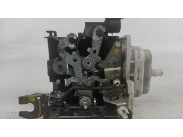 Замок (у ручки)