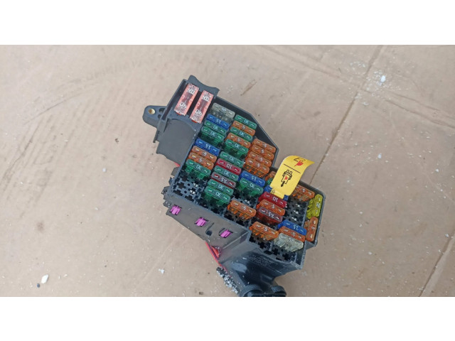 Pojistková skříňka 7p0941828, 8179110044 Porsche Cayenne (92A) 2017