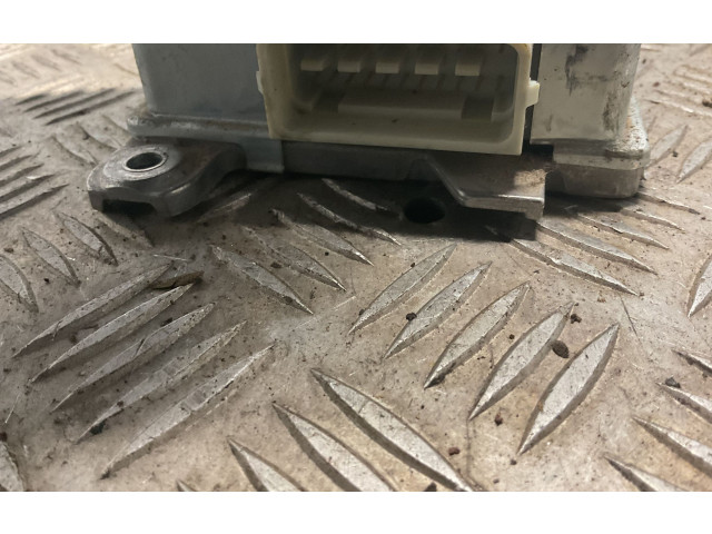 Блок подушек безопасности    Jeep Grand Cherokee