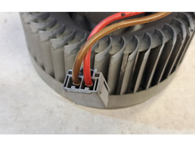 Вентилятор печки    31320392, 8665191   Volvo XC90