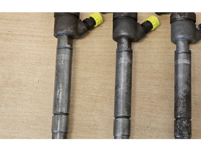 Форсунка 30750283, 0445110251    Volvo XC90   