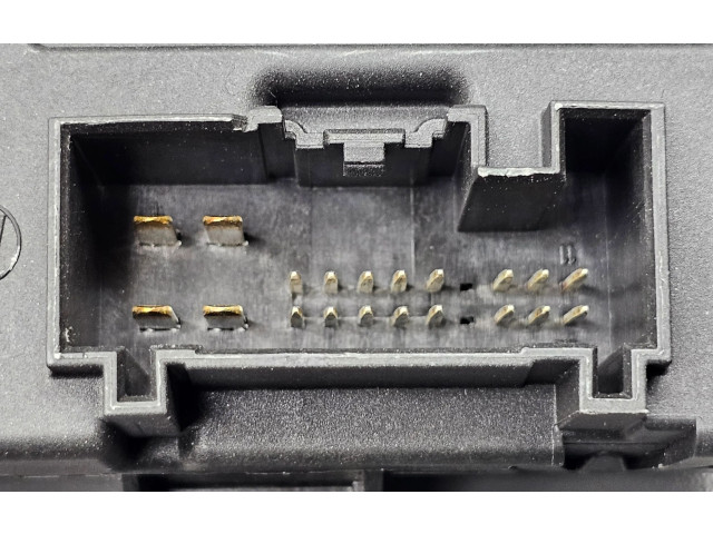 Блок управления дверью BH4214D620AA Jaguar XF X250