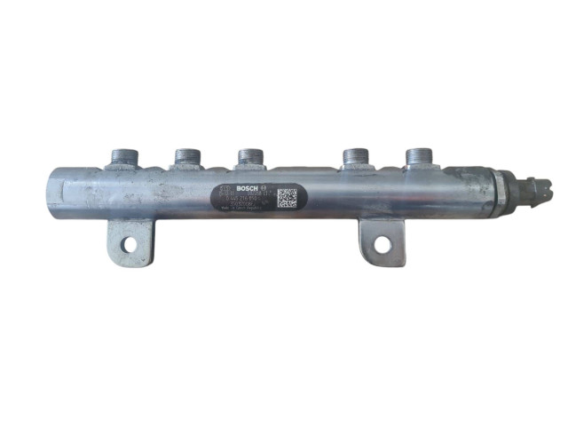 Топливная рампа 0445216050 Jeep Grand Cherokee (WK) для двигателя VM23D