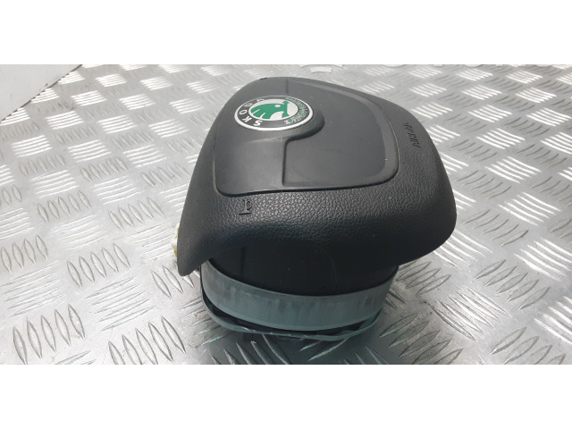 Подушка безопасности водителя 5J0880201H   Skoda Fabia Mk2 (5J)