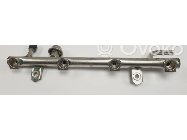 Топливная рампа A2660700595 Mercedes-Benz A W169