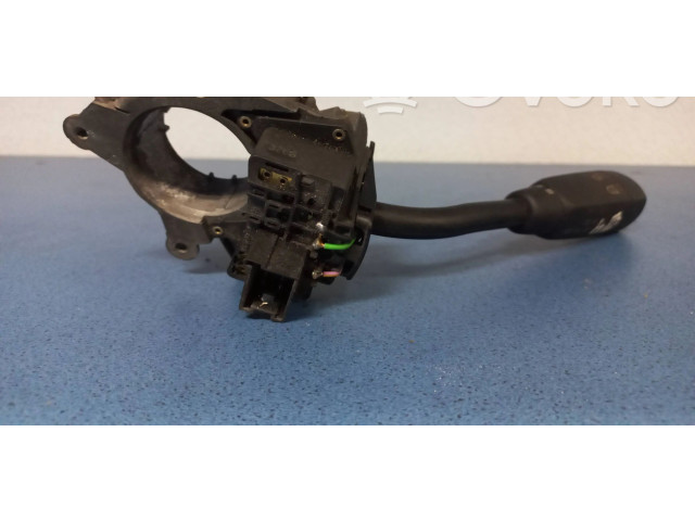 Ручка стеклоочистителей 2085450010   Mercedes-Benz C W203