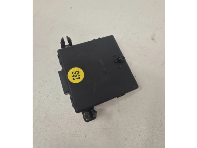 Модуль управления gateway Skoda Octavia Mk2 (1Z) 2004 - 2013 года 1K0907530E, 1K0907951