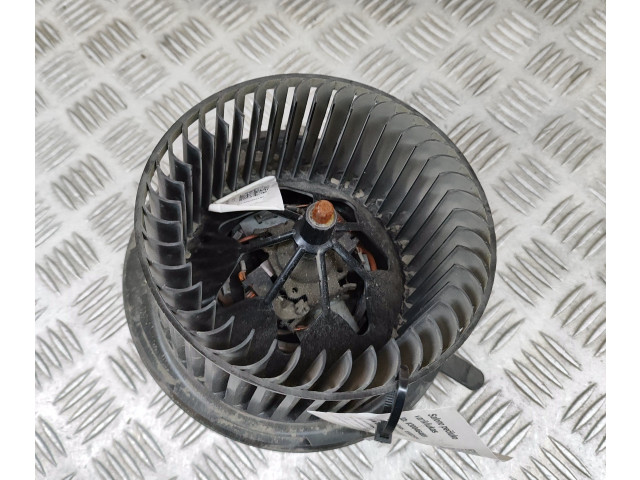 Вентилятор печки 1K1819015F Volkswagen Caddy
