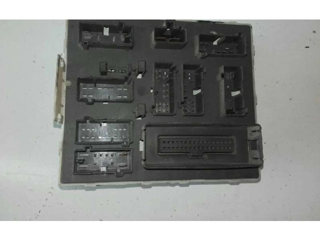 Блок предохранителей 518774104   Ford Transit -  Tourneo Connect    