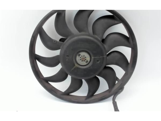 Вентилятор радиатора 8E0959521F Audi A4 Allroad