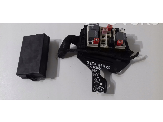 Блок предохранителей 68141842AA Jeep Grand Cherokee