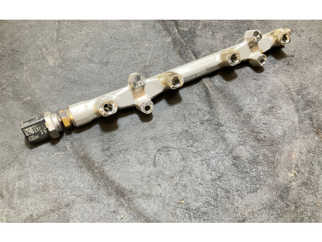 Vstřikovací lišta 05E133320B Audi A3 8Y DGE