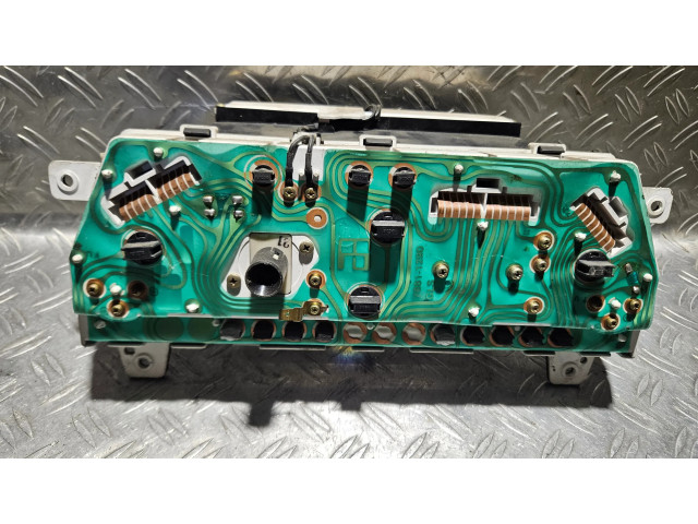 Přístrojová deska Hyundai Lantra I 1993 71110551, 78811290