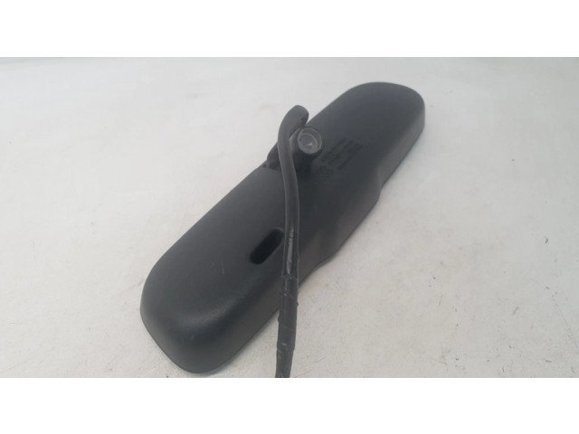 Зеркало заднего вида (в салоне)