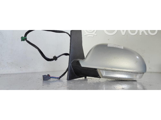Зеркало электрическое Volkswagen Golf Plus 2005 - 2013 года