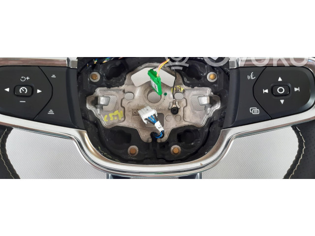 Руль Volvo XC40 - года 32288650