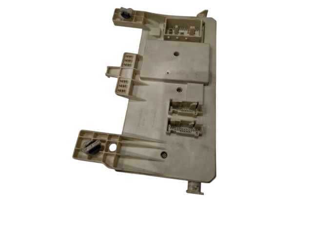 Pojistková skříňka 8690719, 00106369 Volvo S40 2005