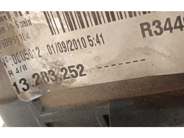 Интеркулер 13283252 Opel Meriva A