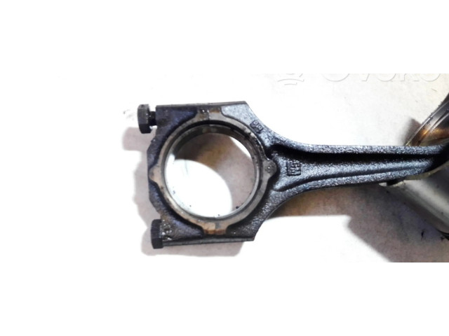 Píst Opel Corsa B pro benzínový motor 1.4