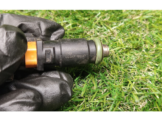 Форсунка 06A906031CP Volkswagen Jetta VI AMERICA